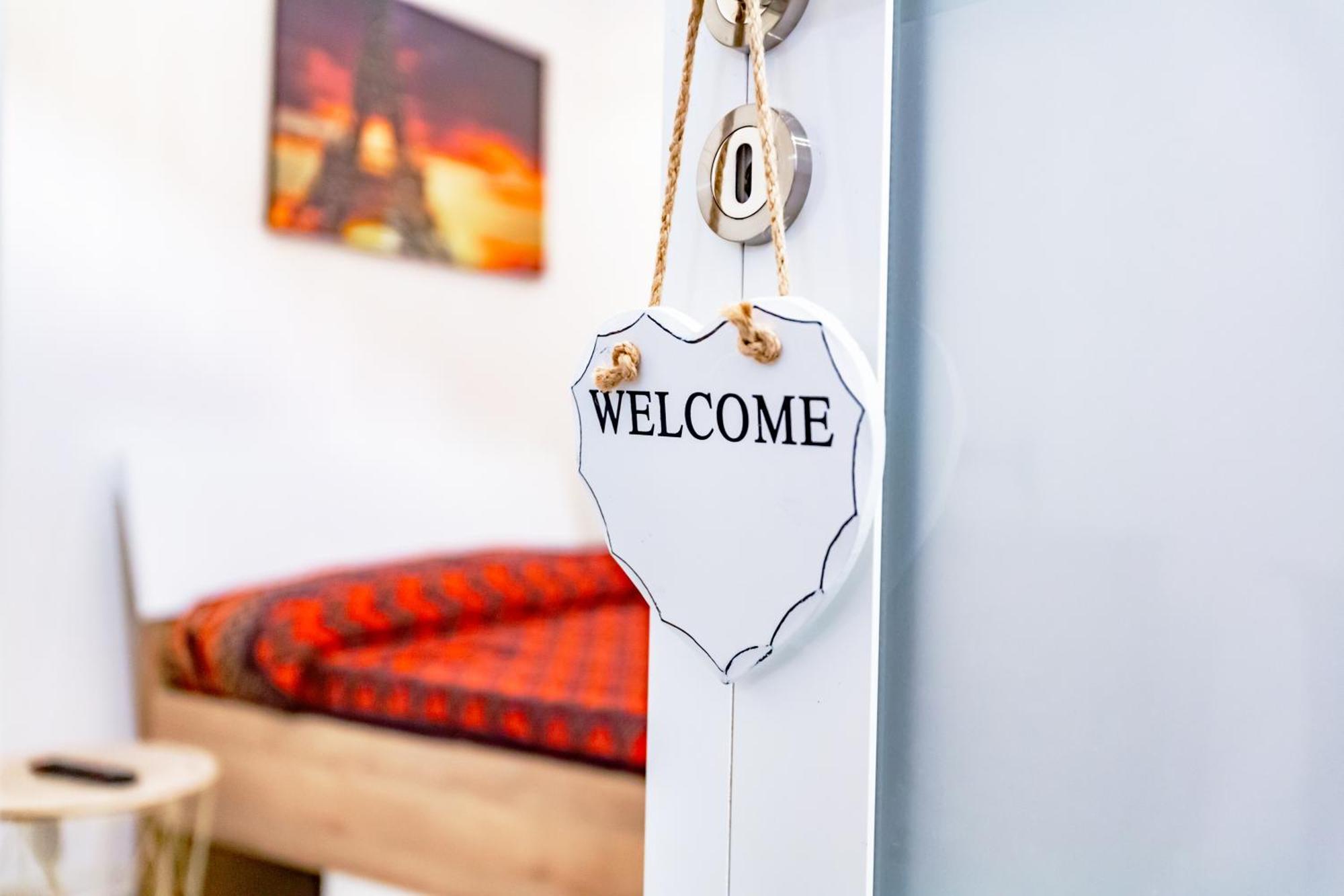 Antonella Home B&B Μπάρι Δωμάτιο φωτογραφία